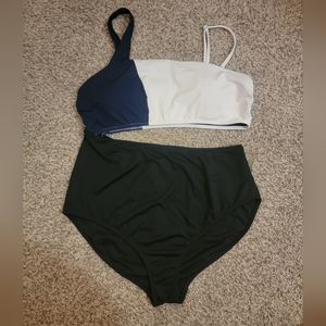 Athleta one piece bathing suit